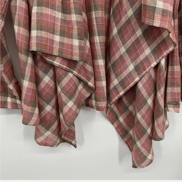 EDDIE BAUER Plaid Open Waterfall Roll-tab Top - Picture 7 of 16